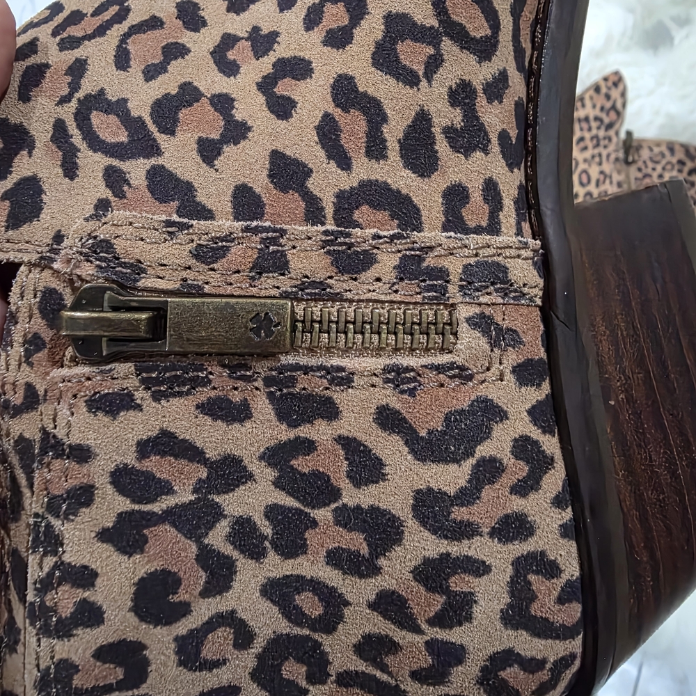 Lucky Brand Leopard Print Ankle Booties - Picture 4 of 7